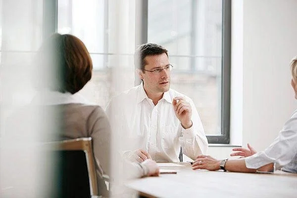 Symbiosis Advisors team meeting